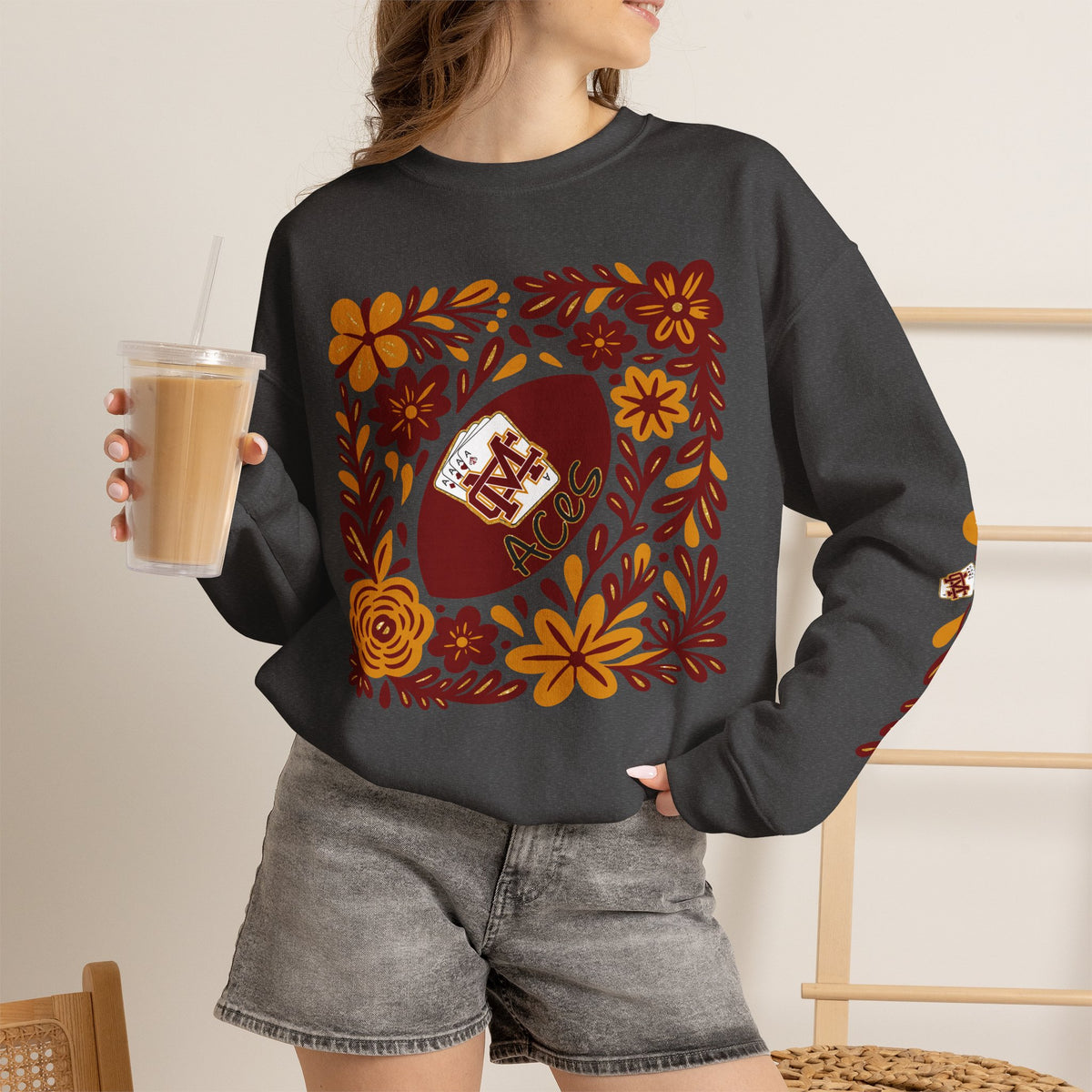 Aces Floral with Sleeve Design Unisex Heavy Blend™ Crewneck Sweatshirt